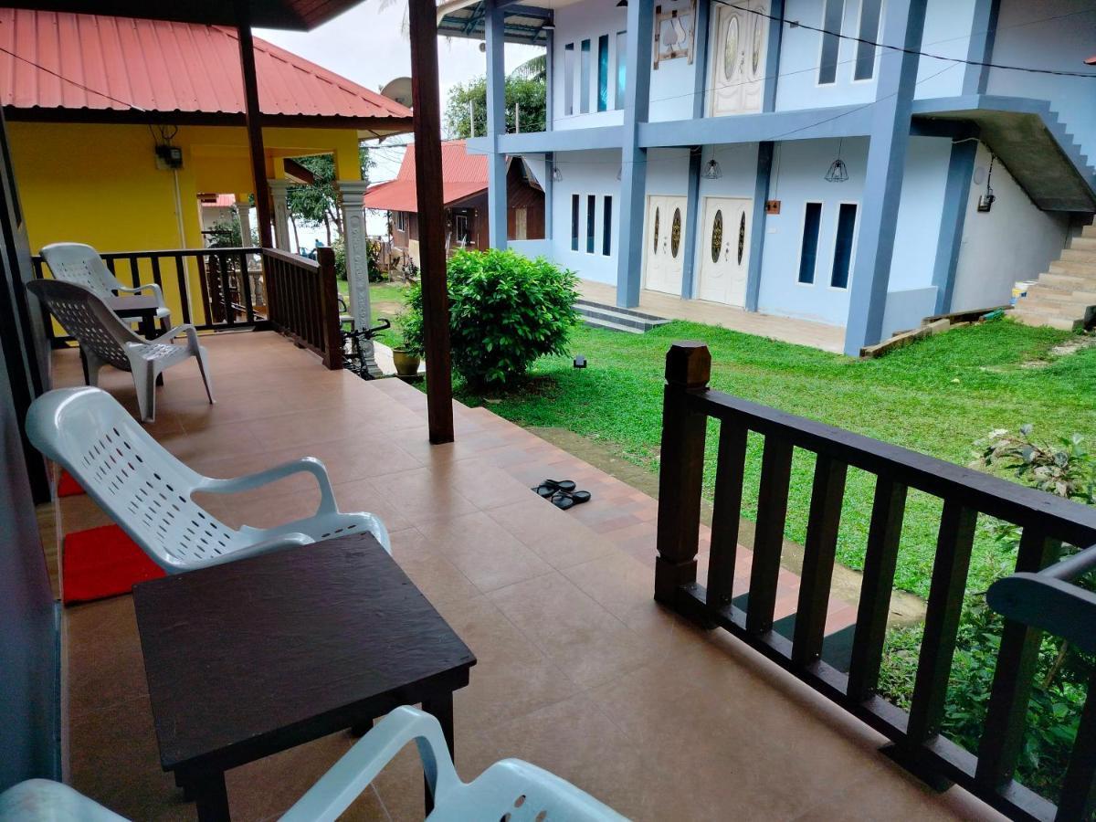 Restu Chalet Tioman Kampong Ayer Batang Exteriör bild
