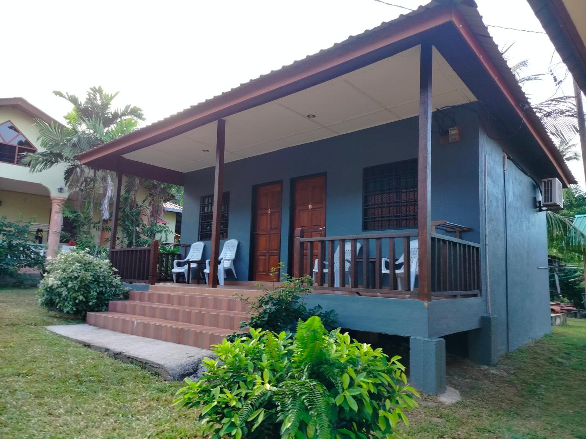 Restu Chalet Tioman Kampong Ayer Batang Exteriör bild